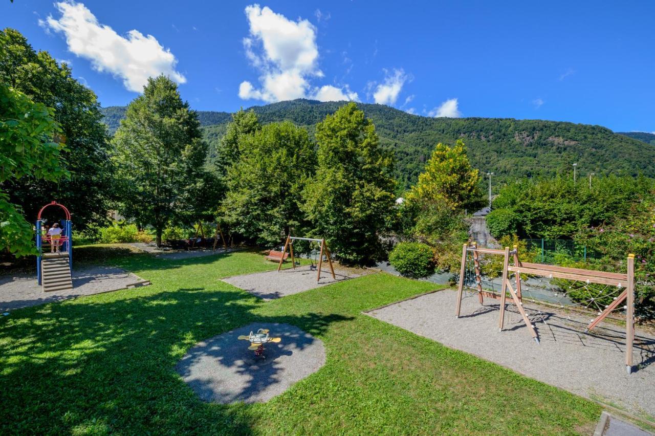 Village Club Les Balcons Des Pyrenees Saint-Mamet Екстер'єр фото