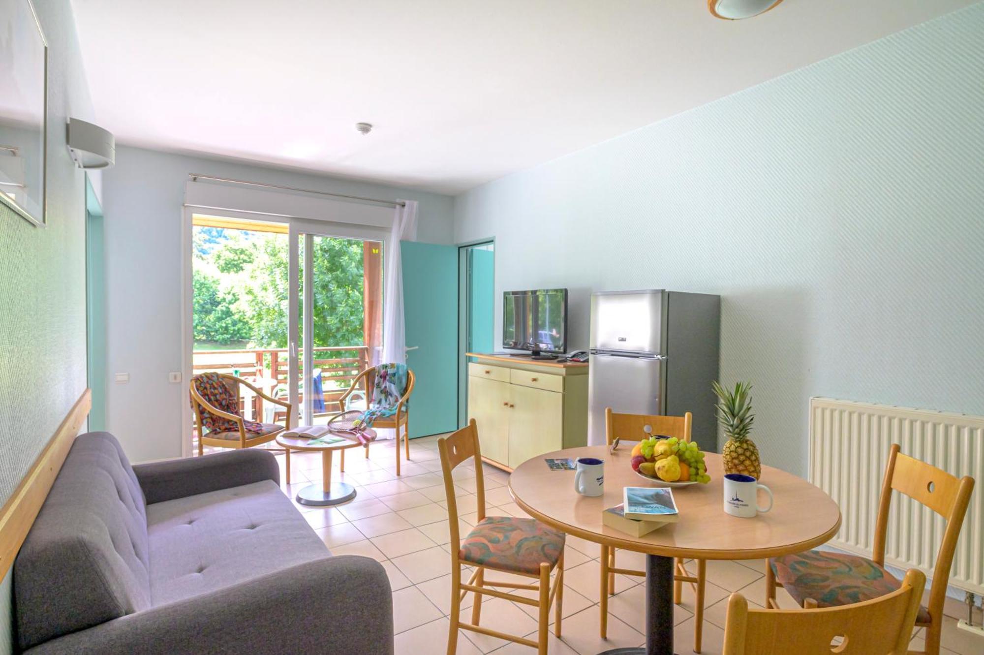 Village Club Les Balcons Des Pyrenees Saint-Mamet Екстер'єр фото