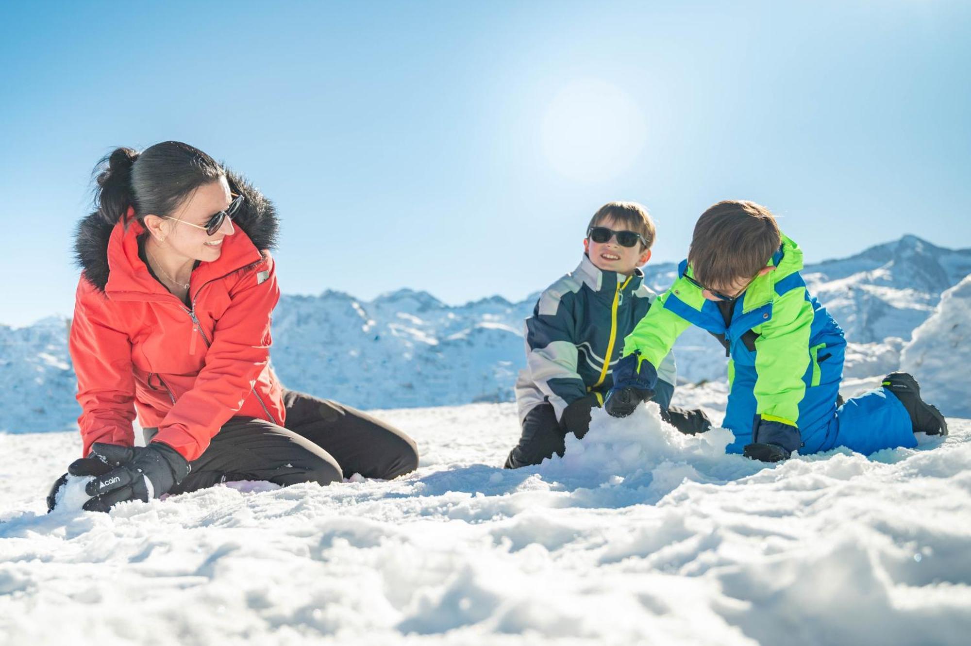 Village Club Les Balcons Des Pyrenees Saint-Mamet Екстер'єр фото