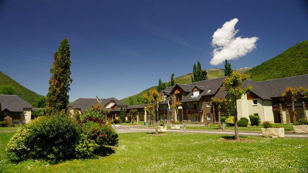 Village Club Les Balcons Des Pyrenees Saint-Mamet Екстер'єр фото